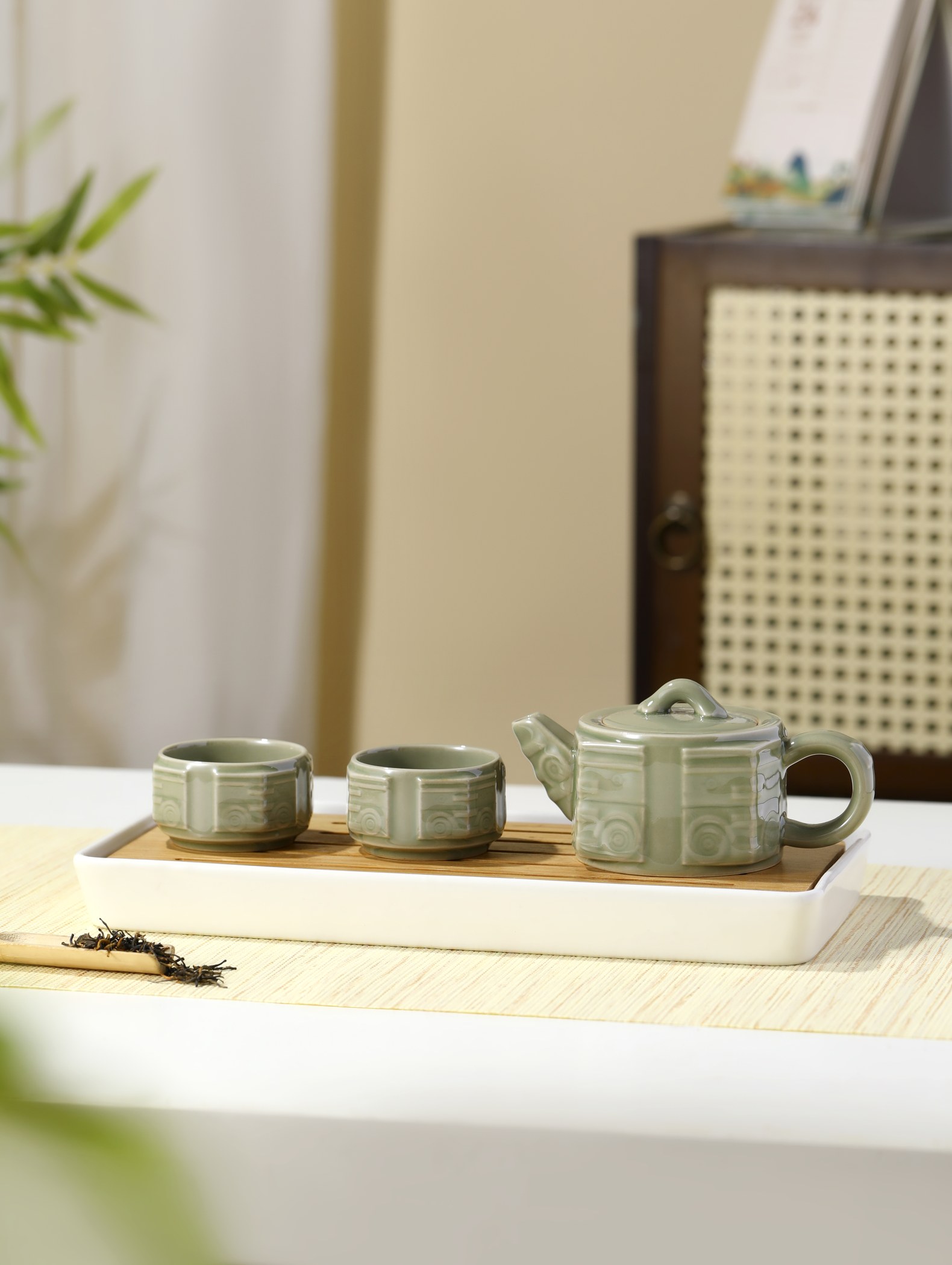 一壶二杯茶席与礼盒场景