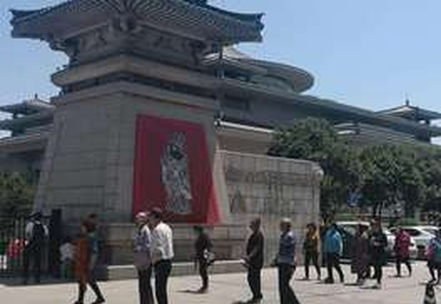 西安博物院馆区广场与建筑细部